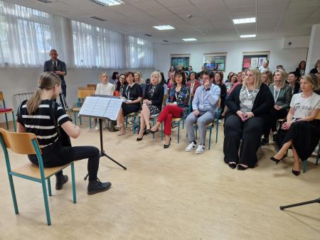z bližino urimo doktrino (2)
